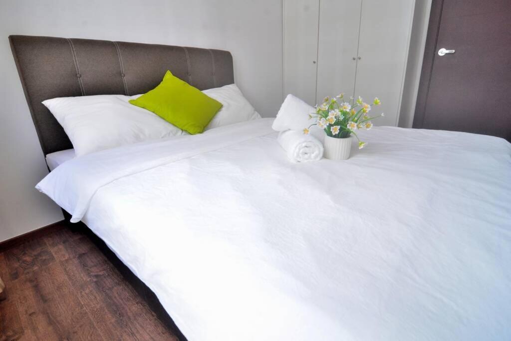 Vivacity Jazz Suite New Luxury Vivacity Cozy Home Lv8 Kuching Exterior foto