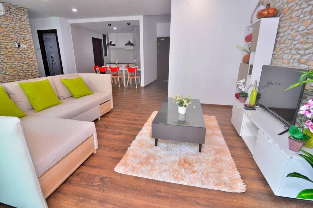 Vivacity Jazz Suite New Luxury Vivacity Cozy Home Lv8 Kuching Exterior foto